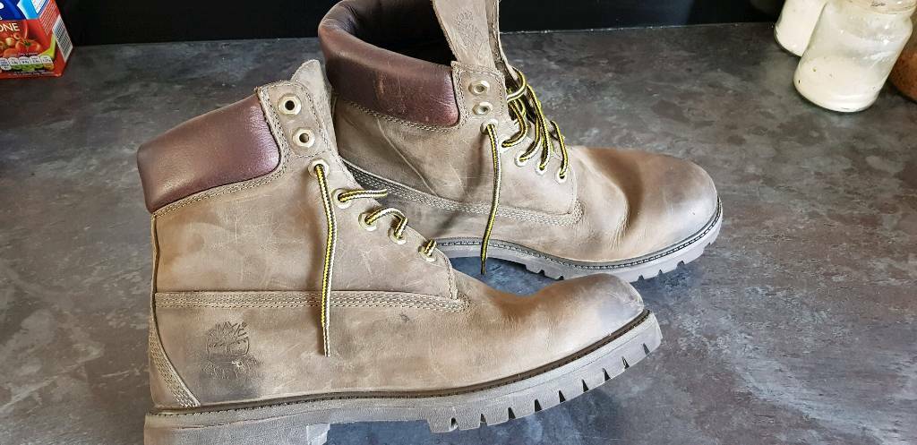 10w timberland size